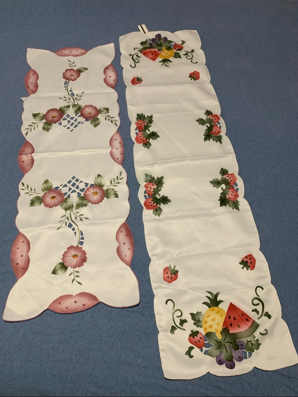 Table Runners Fruit and Floral